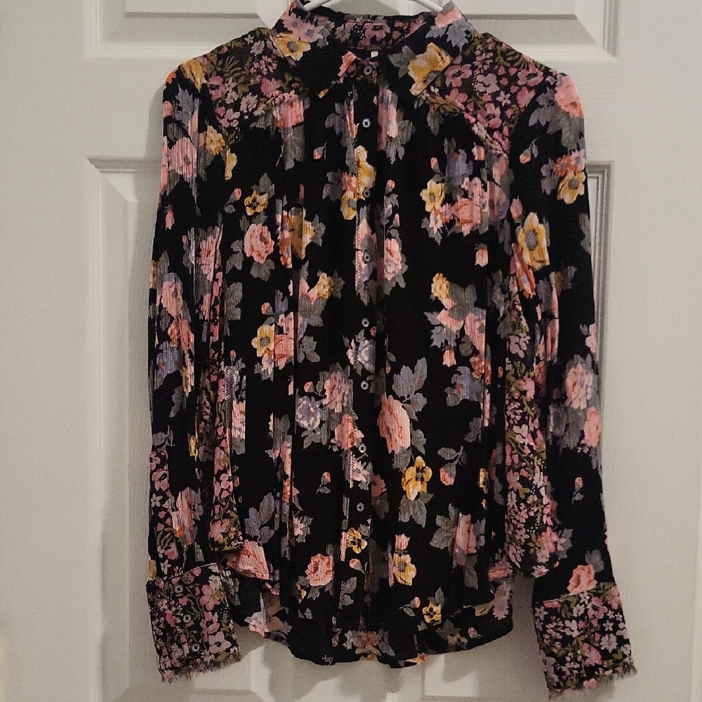 Free People Black and Pink Long Sleeve Pleated Blouse